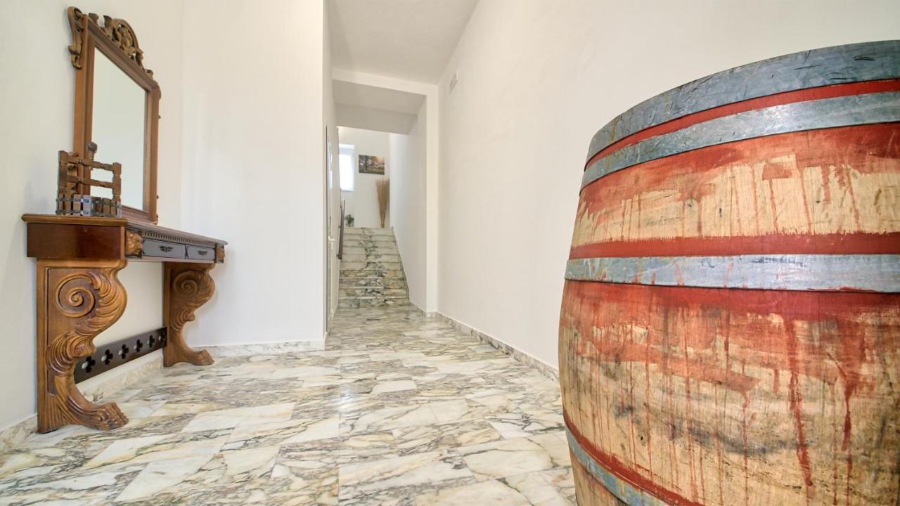 La Casa Del Vino - B&B Tollo Exterior photo